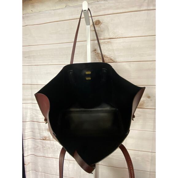 ZAC Zac Posen Eartha Folded-Guss et Tote - Maroon Large Tote Handbag - Picture 6 of 8